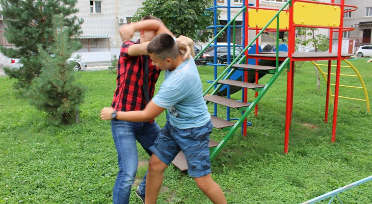 В Кирово-Чепецке школьнику прострелили ногу из пневматического ружья