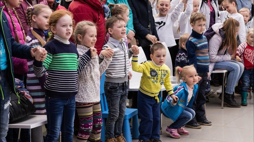 В Кирове прошел масштабный кинопоказ для 900 детей