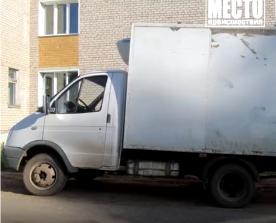 Что обсуждают в Кирове: разбившая автомобиль девушка и водитель, сбивший дочь