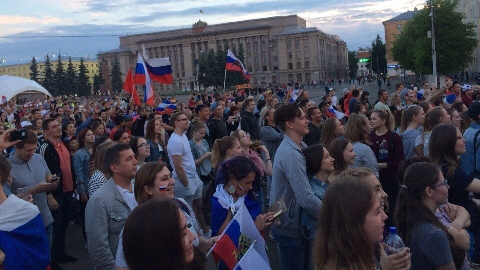 Известно, сколько тысяч кировчан смотрели матч Россия - Хорватия на площади