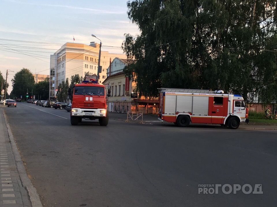 В Кирове эвакуируют сотрудников из здания правительства области