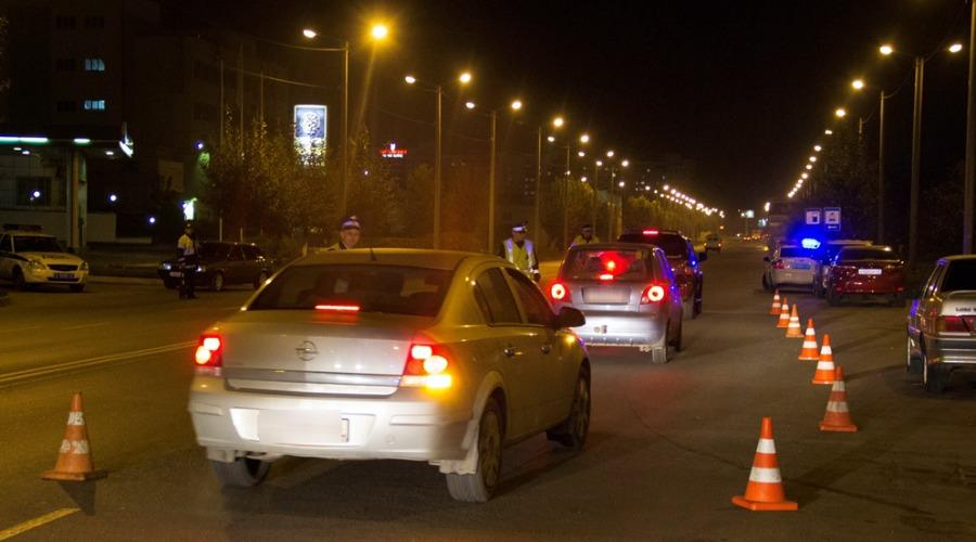В Нововятском районе полицейские задержали пьяного водителя стрельбой по колесам
