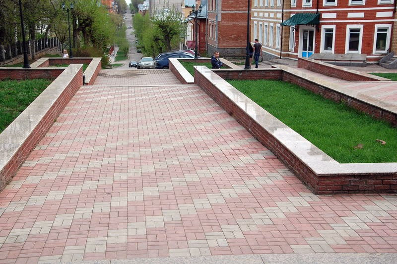 В администрации рассказали, на каких улицах Кирова появится брусчатка