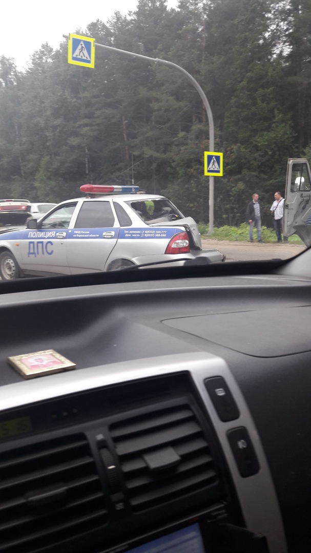 На  Советском тракте в ДТП попала машина полиции