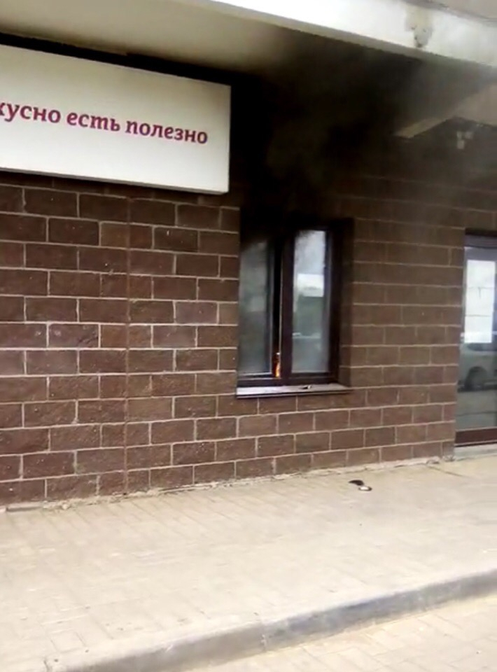 В Кирове загорелся магазин мясных продуктов