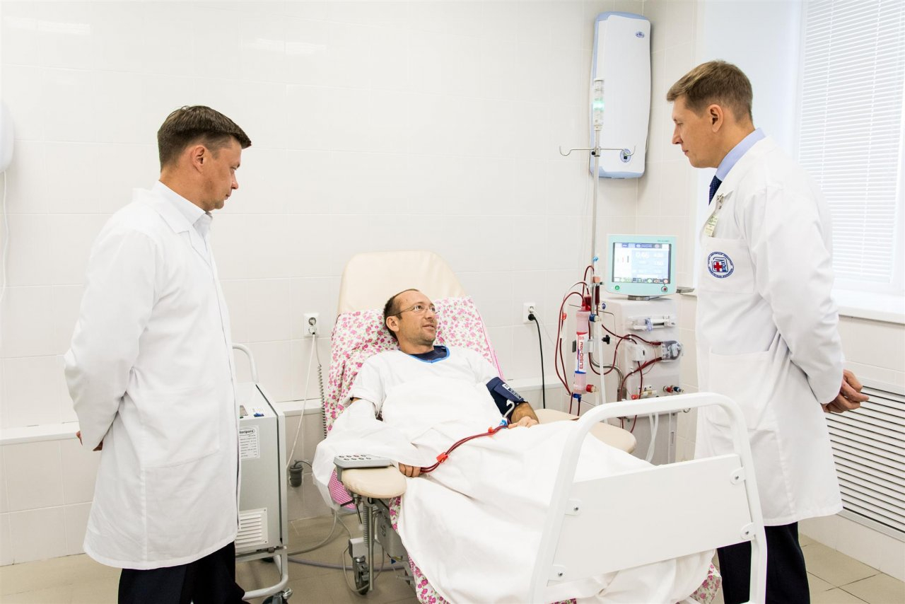 Пациенту из Германии провели процедуру гемодиализа в Омутнинске