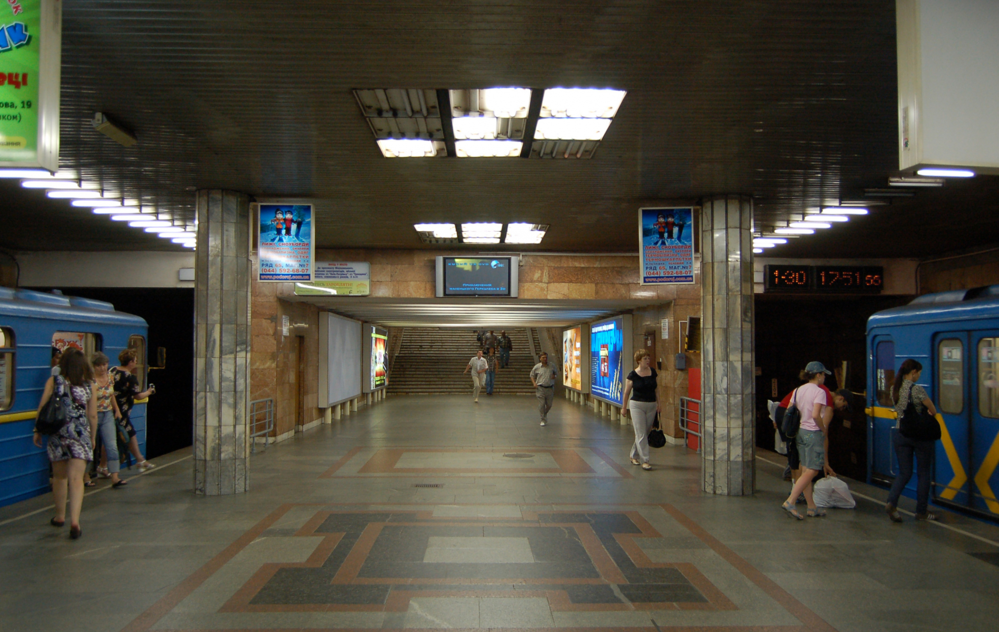 В московском метро под колесами поезда погиб 25-летний кировчанин