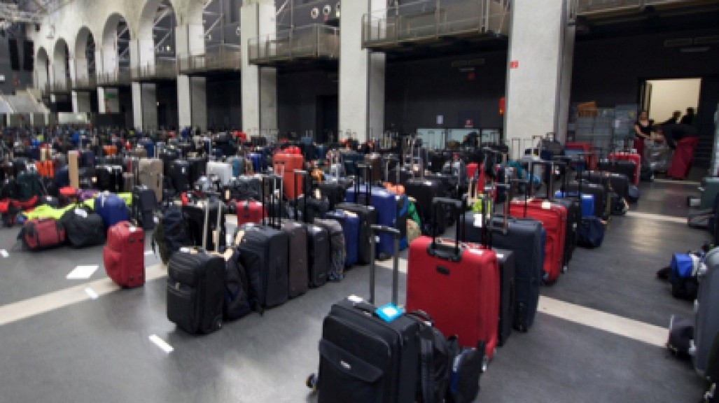 Женщине из Чепецка вернули оставленный в Тунисе багаж с испорченными вещами