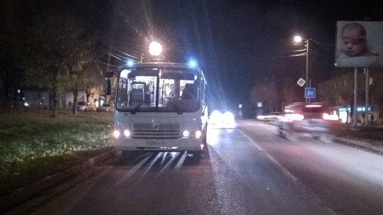 В Кирове в автобусе пострадала 3-летняя девочка