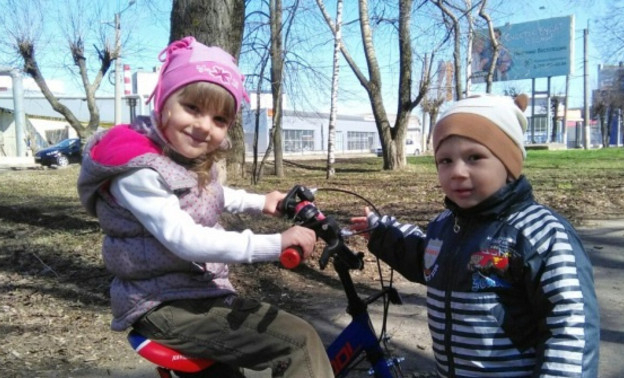 В Кирове пропала семья с двумя маленькими детьми