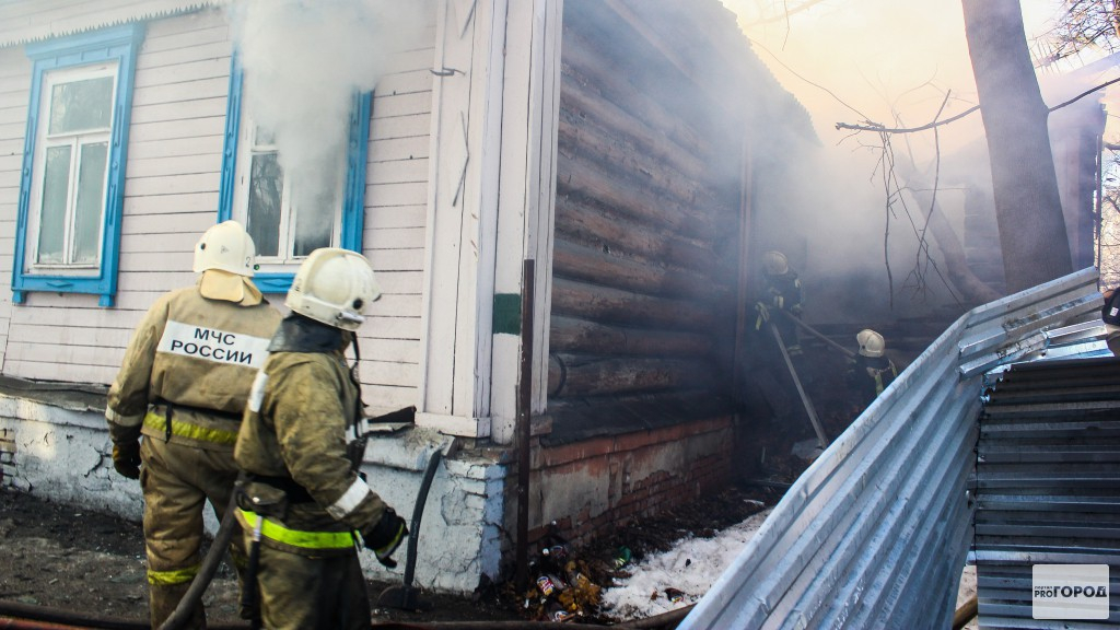 В праздник в Кировской области в пожаре погиб человек