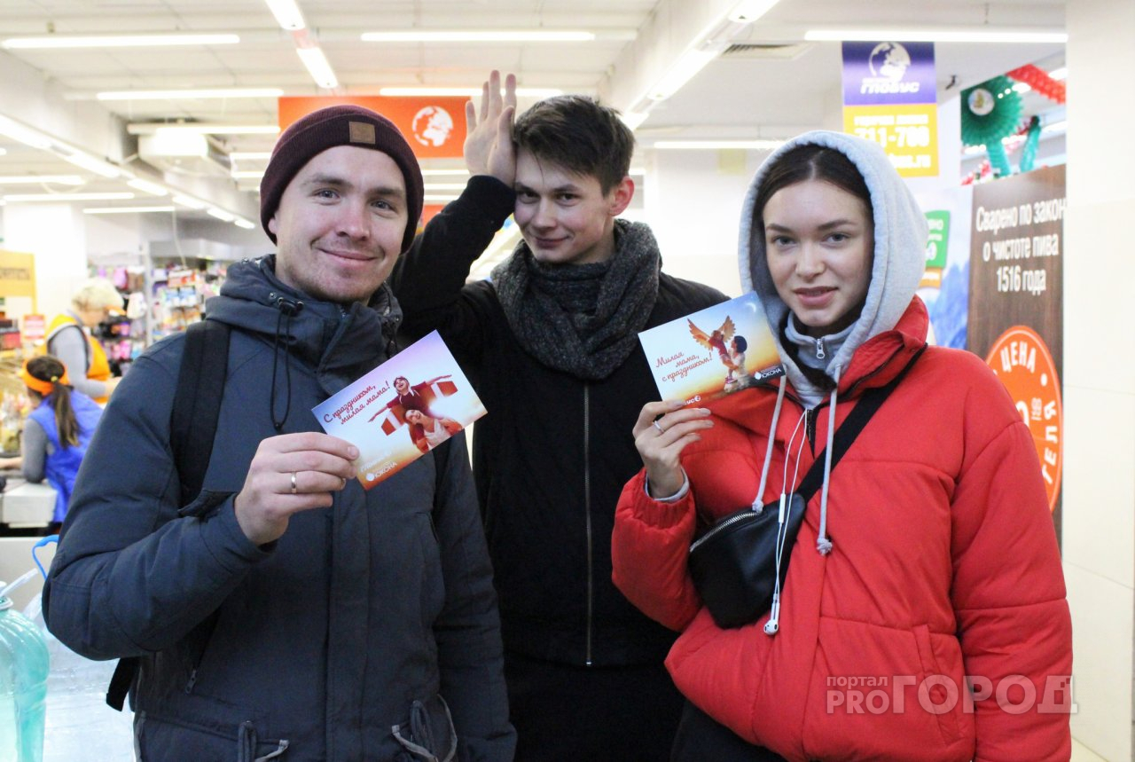 Кировчане отправили более 1500 открыток своим мамам