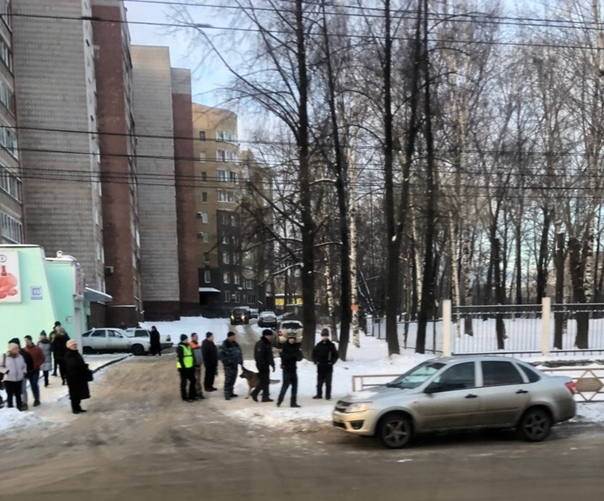 Что обсуждают в Кирове утром: ЧП на Комсомольской и эвакуация садика