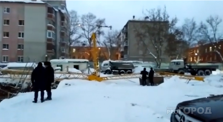 После падения крана на улице Труда в Кирове завели уголовное дело