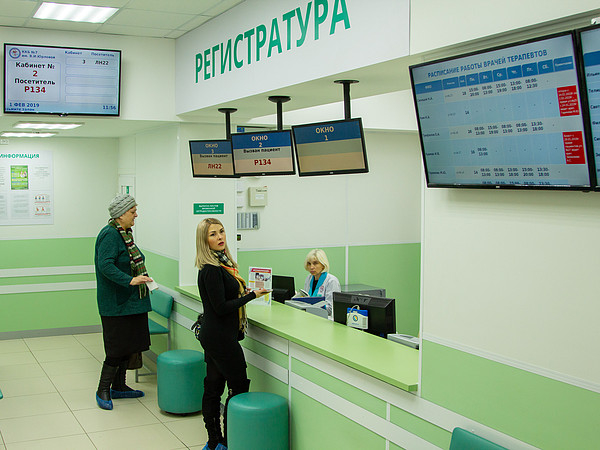 В Кирове продолжают обновлять больницы и настраивают искусственный интеллект