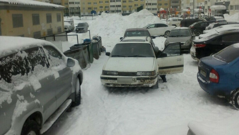 Администрация опубликовала фото мастеров парковки в Кирове