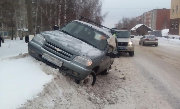 В Кировской области за рулем иномарки умер мужчина