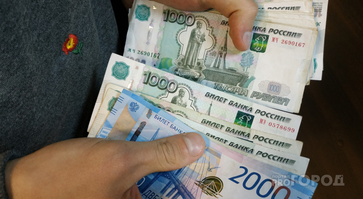 В Кирове предпринимателя не пустили за границу из-за долгов за ЖКХ