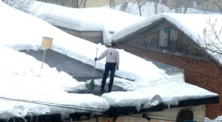 Житель Кировской области продает снег на Avito