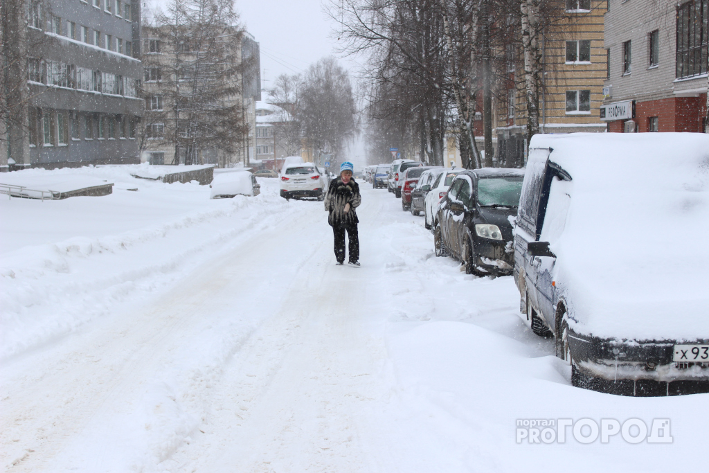 Киров вошел в топ-10 городов, где хуже всего в России чистят снег