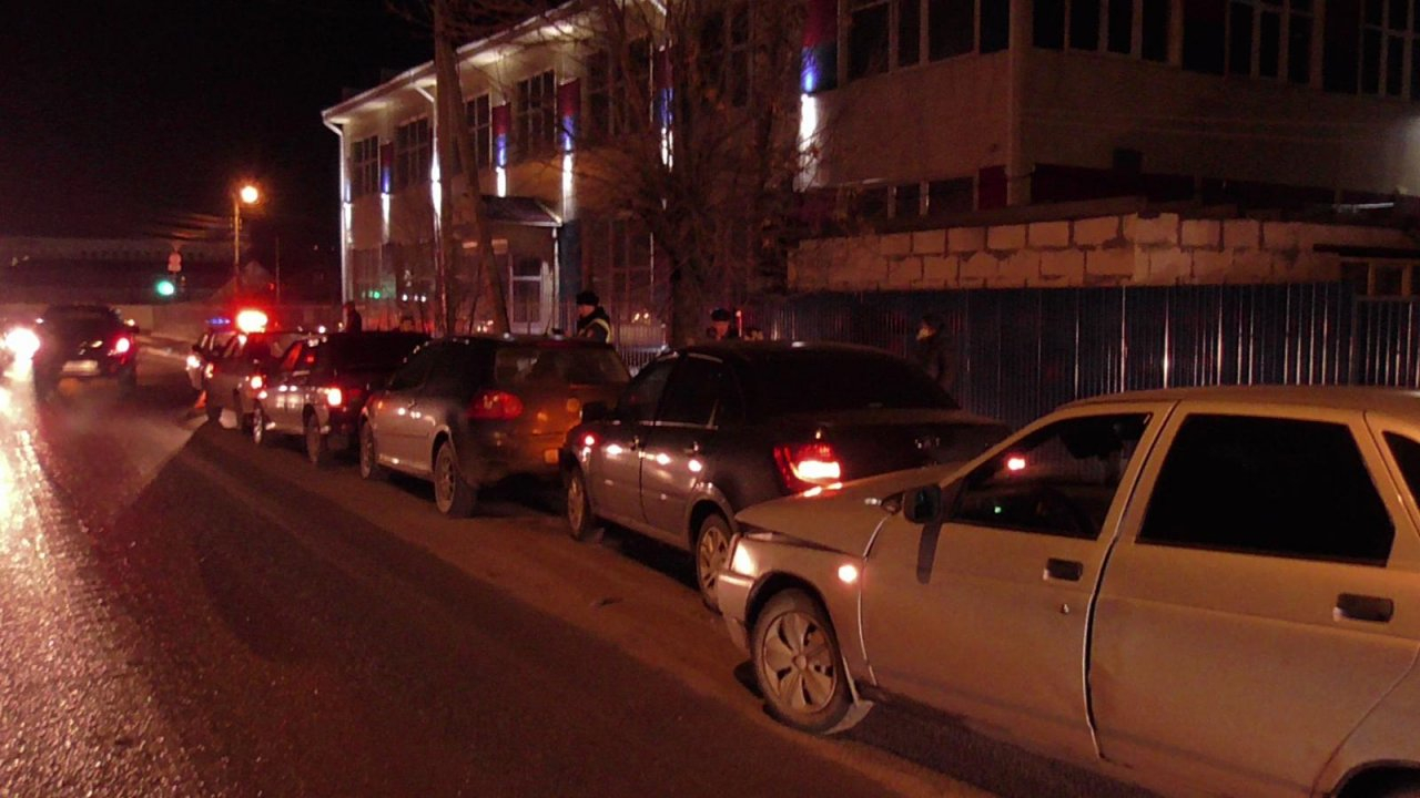 В Кирове по дороге в Чистые пруды столкнулись 5 машин