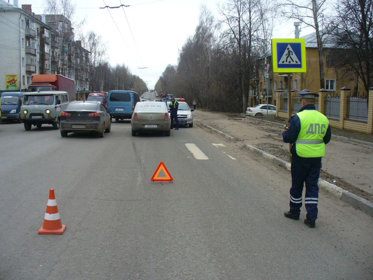 В Кирове водитель такси сбил пешехода