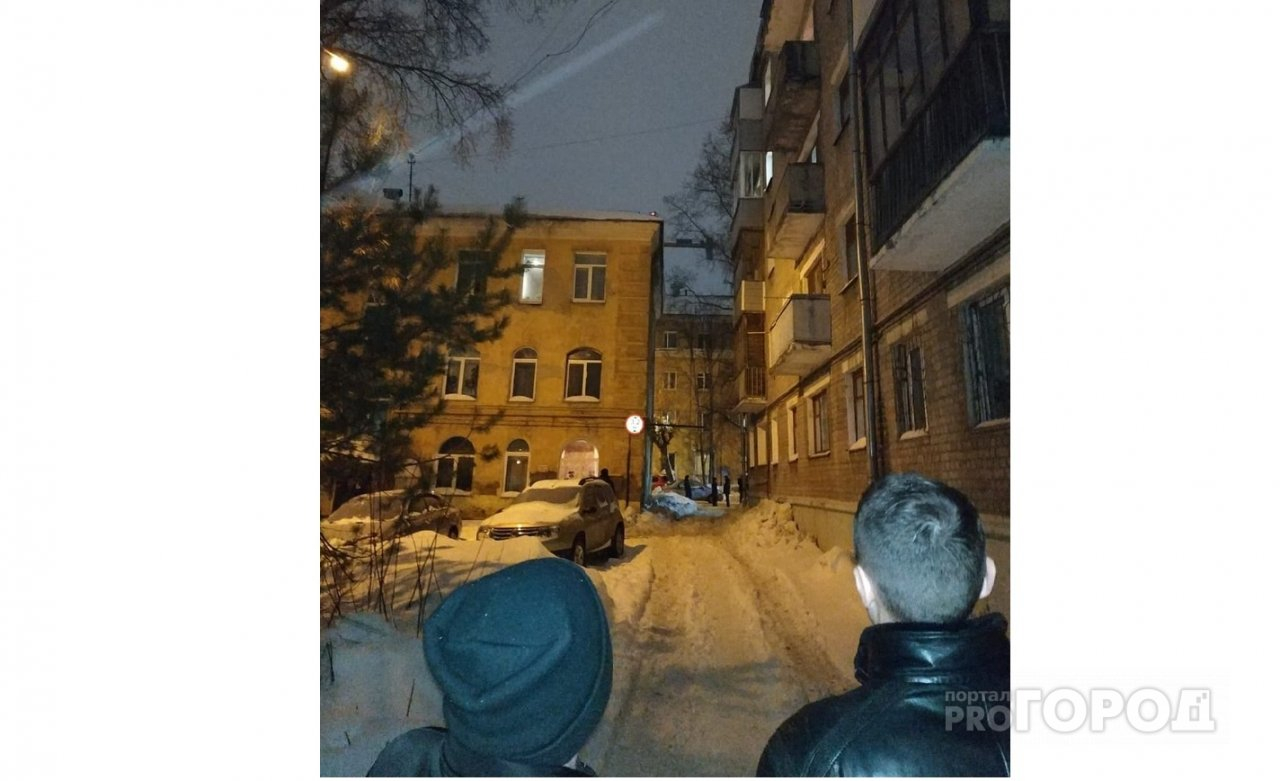 В Кирове оштрафовали УК, по вине которой на женщину сошел снег
