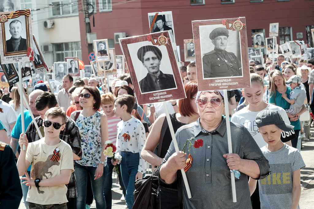 В Кирове сделали 500 новых портретов ветеранов на Бессмертный полк