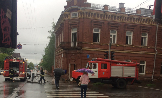 В Кирове произошел пожар на территории бывшего первого роддома