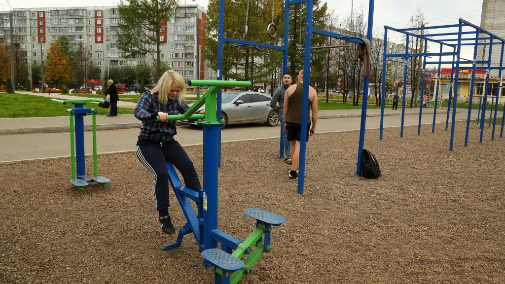 В парке Гагарина в Кирове поставили новый спортивный комплекс