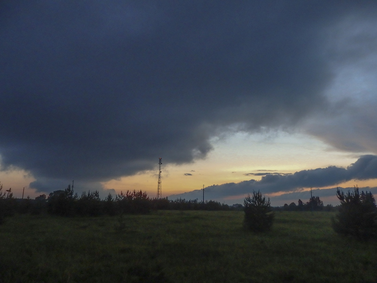 В Кировской области заметили необычные облака