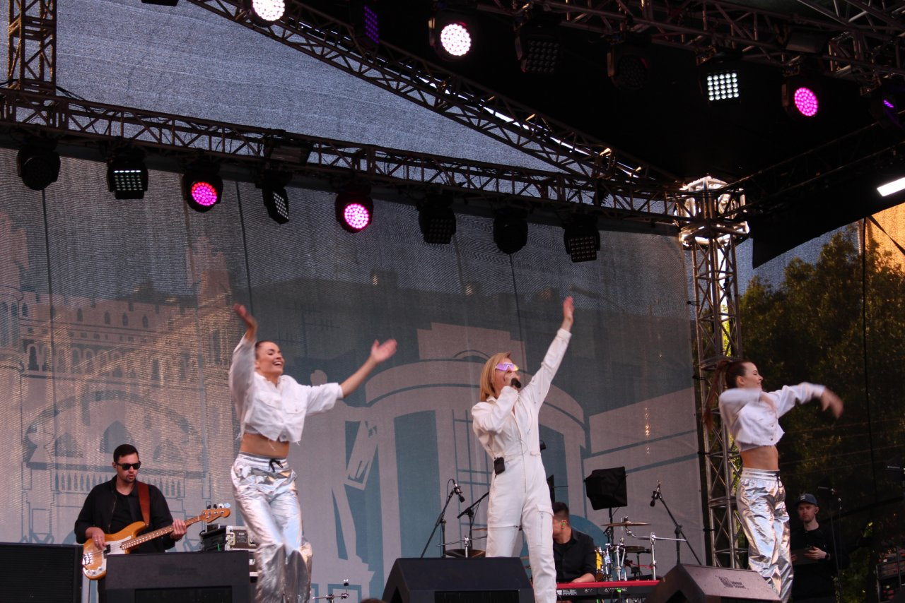 Звезды поделились впечатлениями о концерте в День города в Кирове