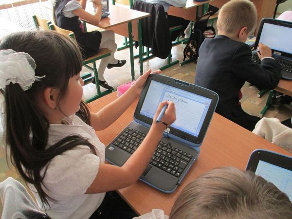 «Ростелеком» и Mail.ru Group станут партнерами в развитии цифрового школьного образования