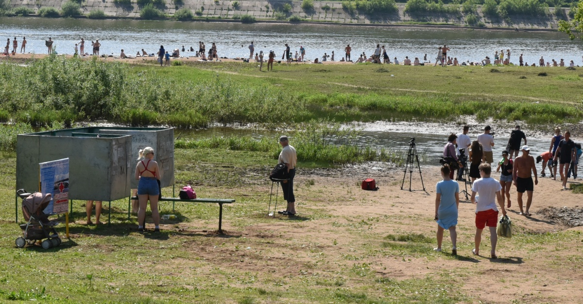 В Кирове готовят к открытию городской пляж