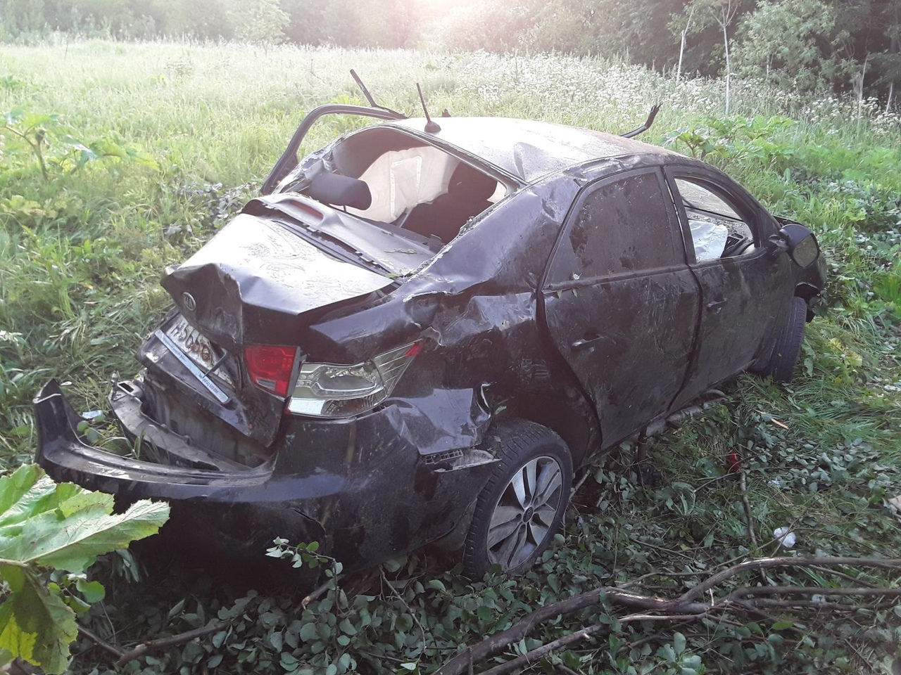 Пьяный 20-летний водитель на «Киа Серато» съехал в кювет в Арбажском районе: есть пострадавшие