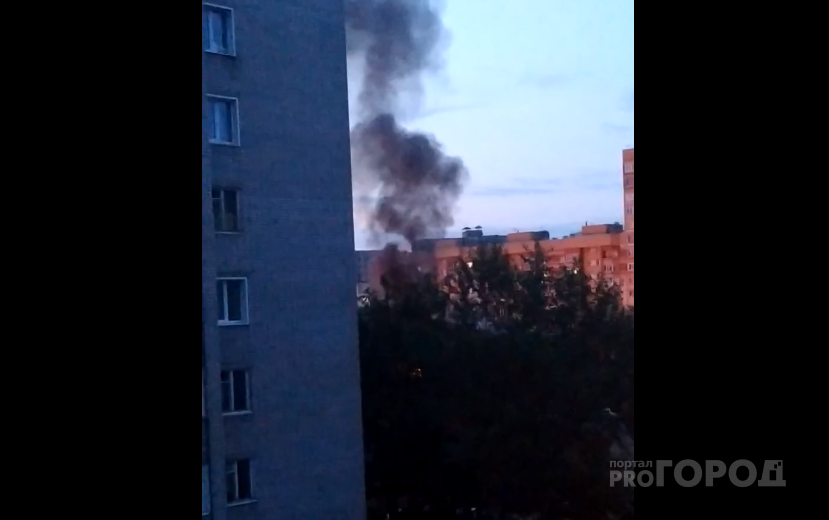 Столб черного дыма в районе Дружбы напугал кировчан