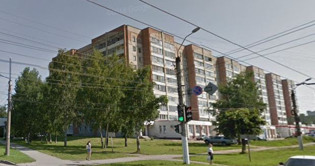 Утром в Кирове с балкона 9 этажа выпал молодой мужчина