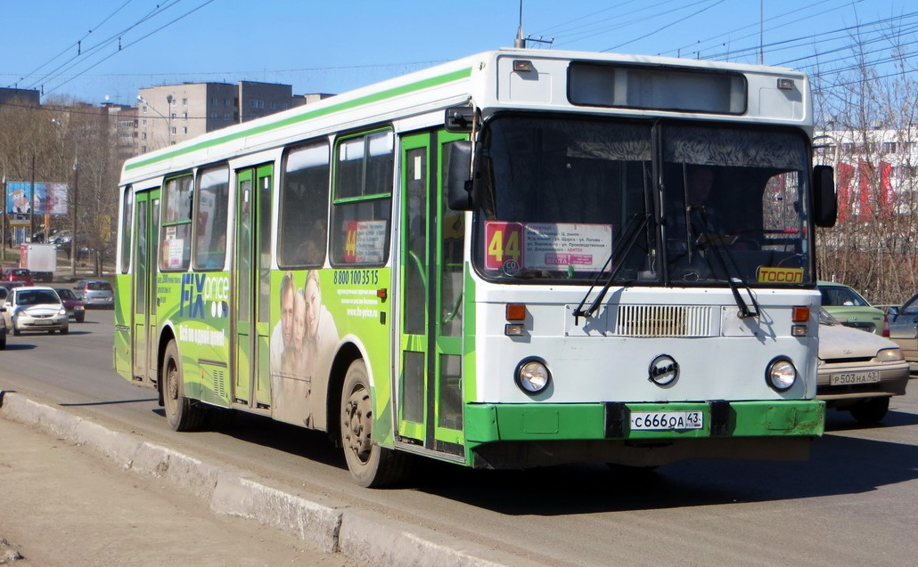 В Кирове 10 августа изменят маршруты три автобуса