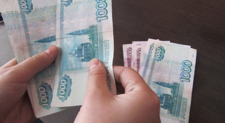 В Кирове мать помогла приставам принудить сына к выплате долга