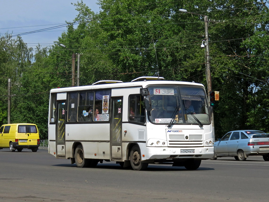 В Кирове автобус полностью оклеят старинной росписью