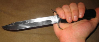 В Кировской области мужчина напал с ножом на женщину в автобусе