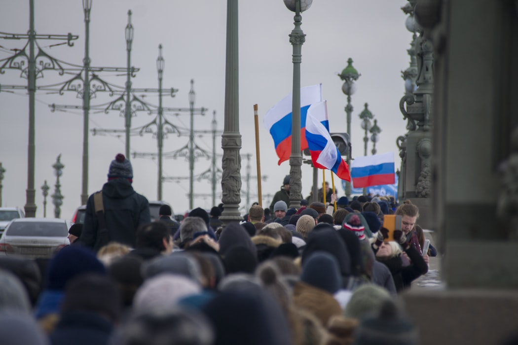 День флага России: что вы знаете о символах других государств