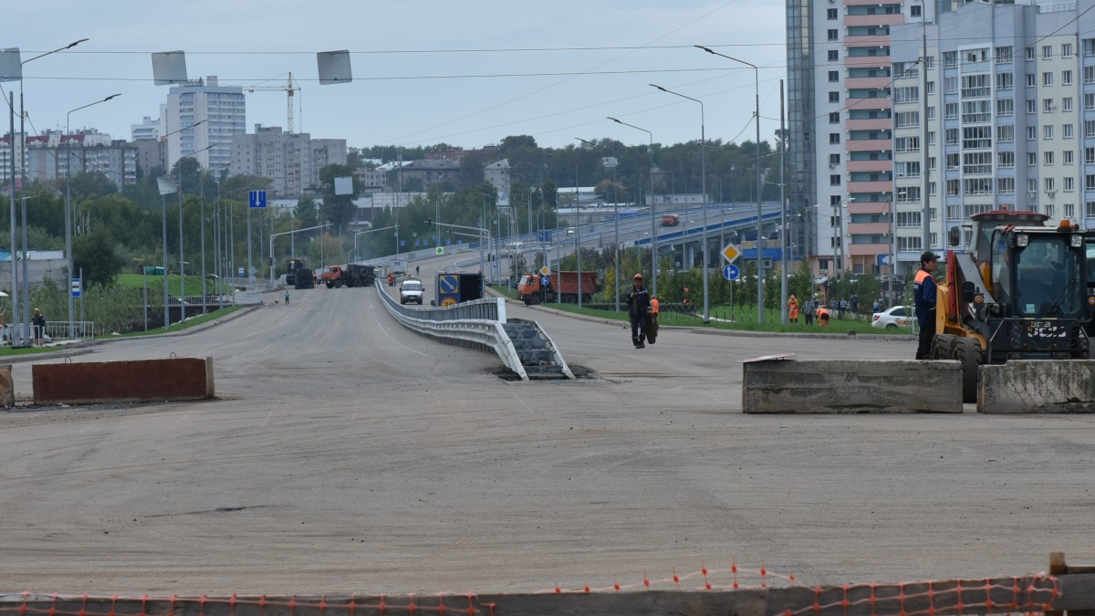 Что обсуждают в Кирове: погоду и скандал вокруг нового путепровода