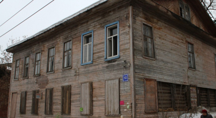 В Кирове более 500 домов могут исключить из программы капремонта
