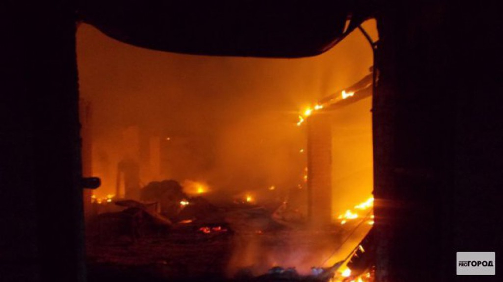 В пожаре в Нововятске погибла семейная пара
