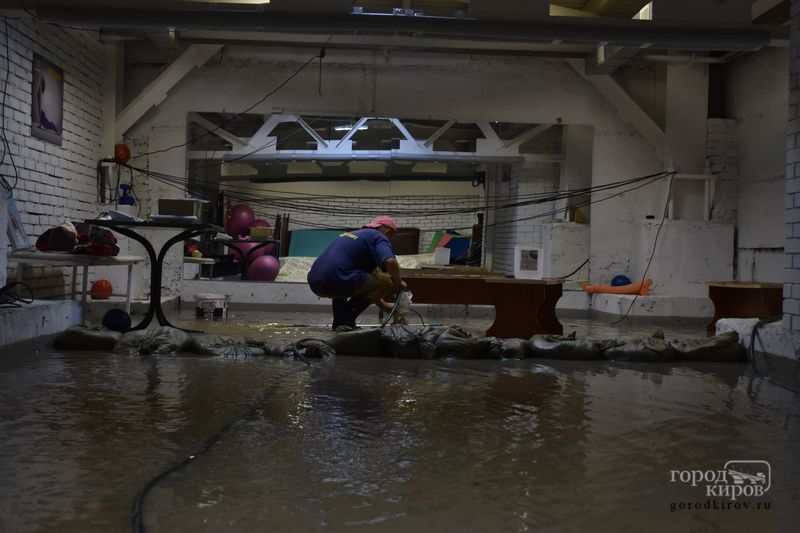 В Кирове затопило аквапарк