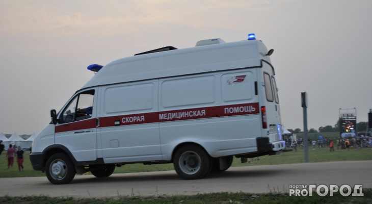 Два человека погибли: в Кировской области «Ниссан» влетел в КамАЗ