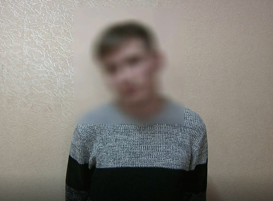 Кировские полицейские задержали 20-летнего наркокурьера