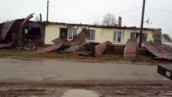 Семья на улице: в Кировской области сгорел дом главы сельской администрации