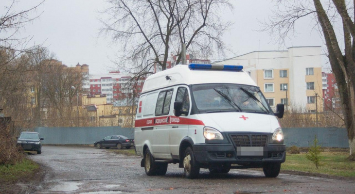 В машине был 4-месячный ребенок: новые подробности смертельного ДТП под Кировом